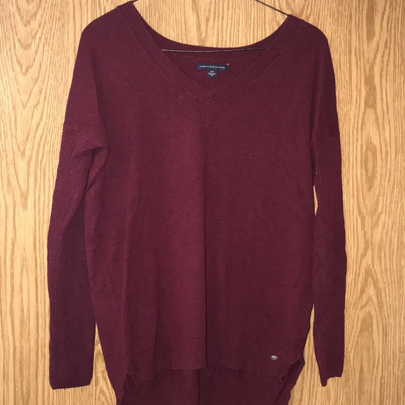 Maroon v-neck sweater - Picture 4 of 7